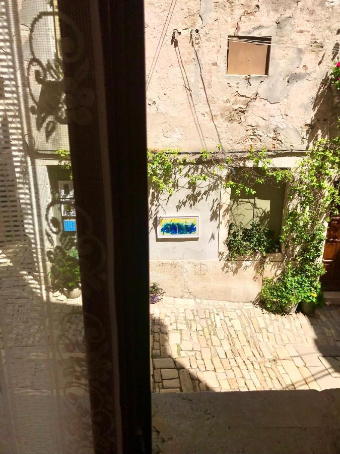 Casa Vittoria Hotell Rovinj Exteriör bild